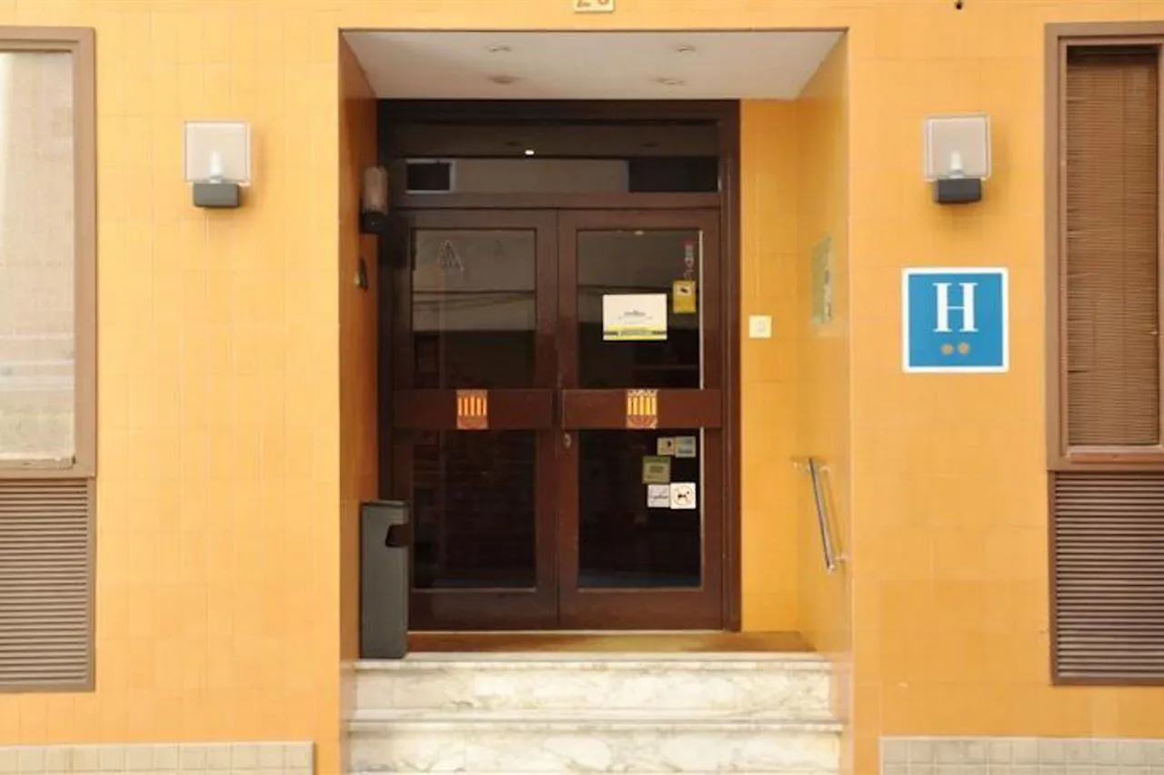 Hotel Alguer Camp Nou Barcelona 2*,